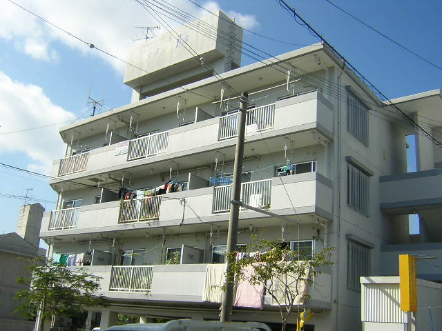 メゾン藤　３０２号室