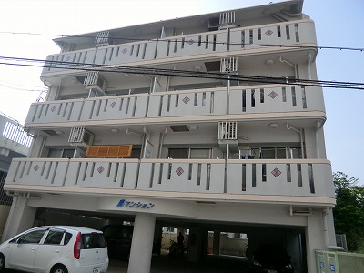 泉マンション概観画像
