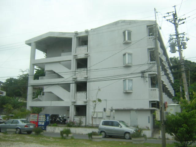 マンションロアール　１F