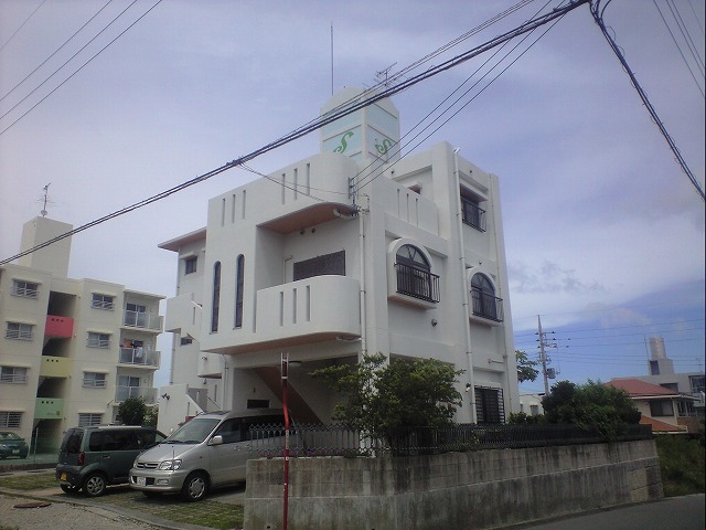佐久本氏貸住宅